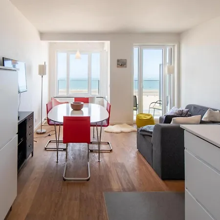 Appartement With View Ostende
